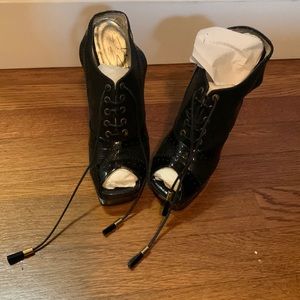 John Fluevog Signature Series LA Slingback US 6